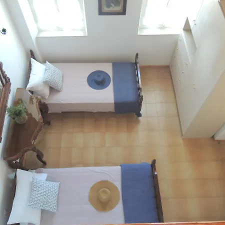 Aloustina's House فيلة سيمي