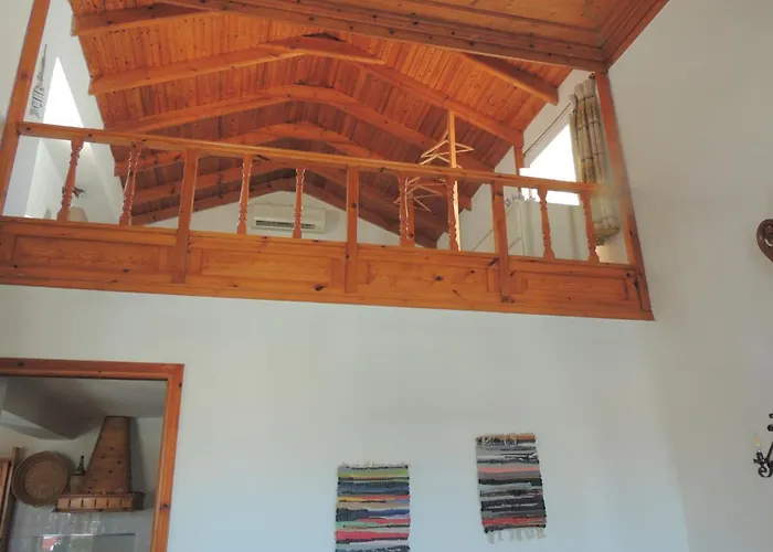 Villa Aloustina's House